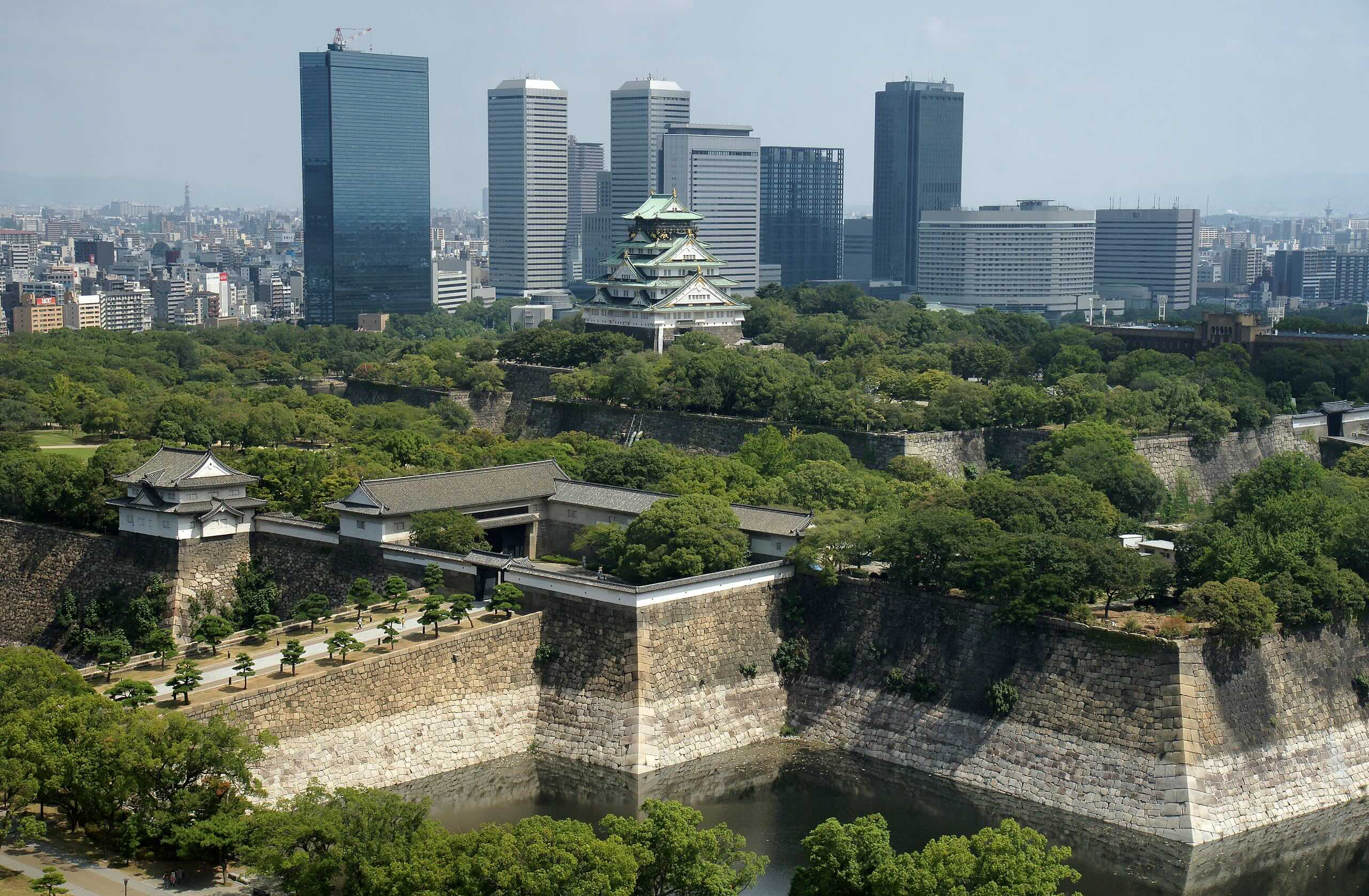 Osaka castle. By 663highland - Own work, CC BY 2.5